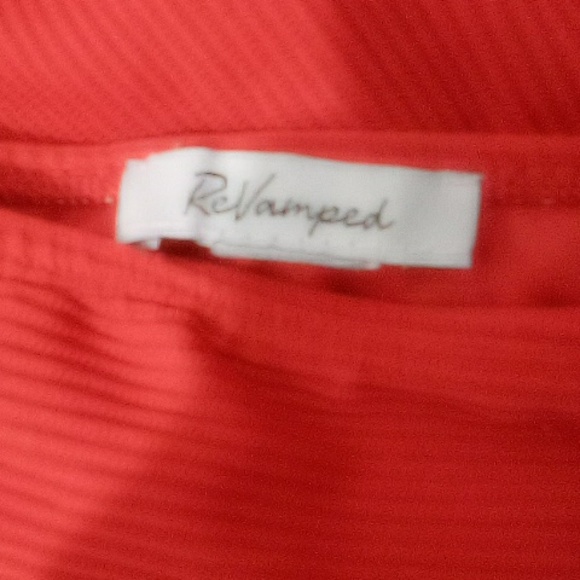 Revamped red 2 piece bathing suit - Picture 6 of 6